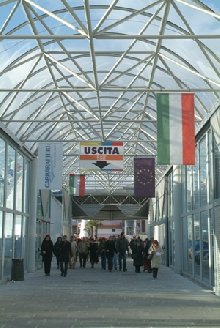 Apertura - EXPOELETTRONICA - Fiere di elettronica, informatica, audio, video, radio, collezionismo, modellismo