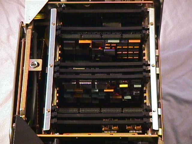http://museodelcomputer.org/parts/ibm/3274_61C/IBM61Ccage.JPG
