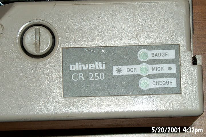 http://museodelcomputer.org/parts/olivetti/CR250/P0001744.JPG